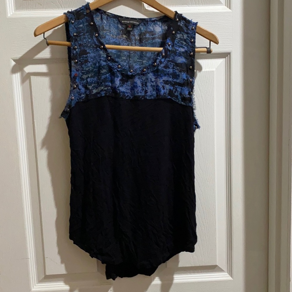 Blue and black top